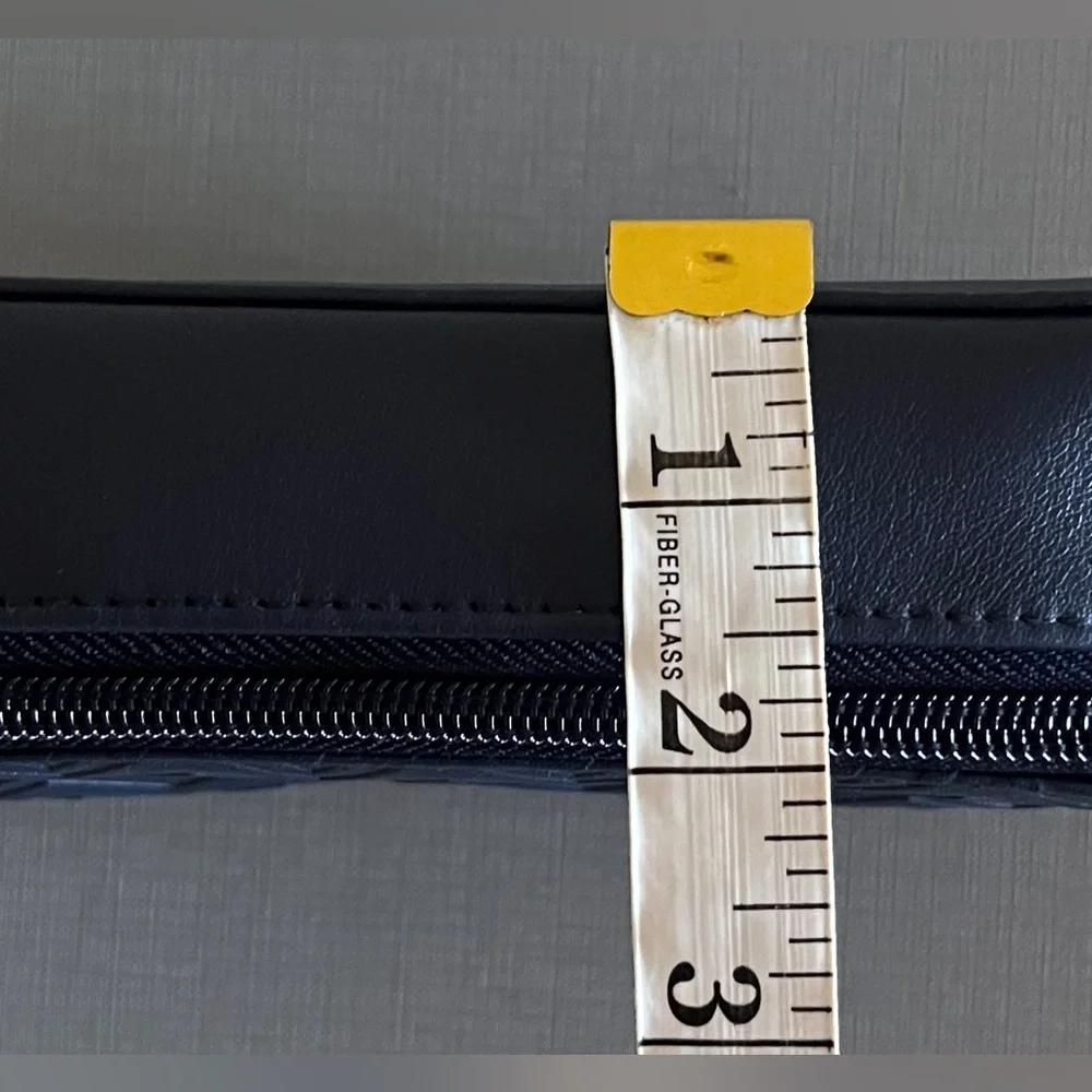 DELTA MISSONI Newest Business Delta One Class amenity kit Dark Blue. New unisex